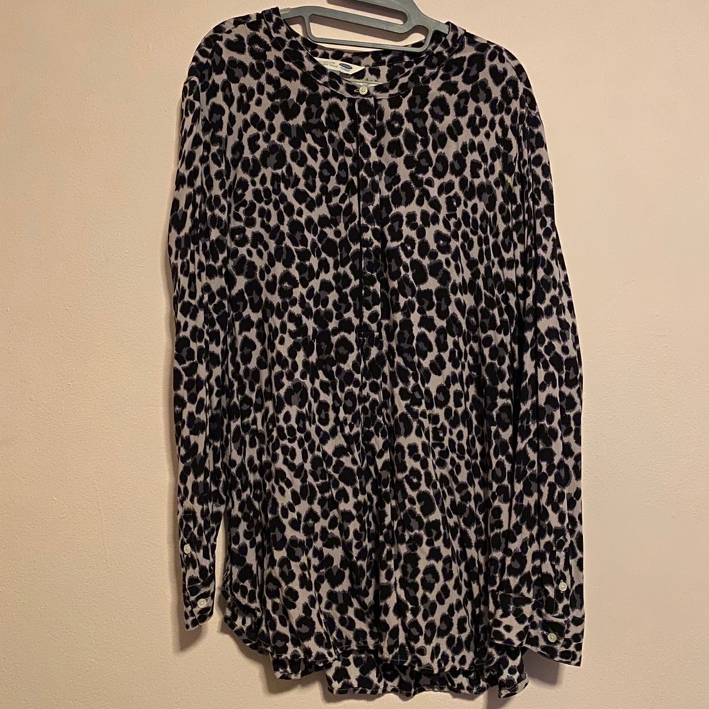 Old Navy ‘The Tunic Shirt’ in Snow Leopard, XXL